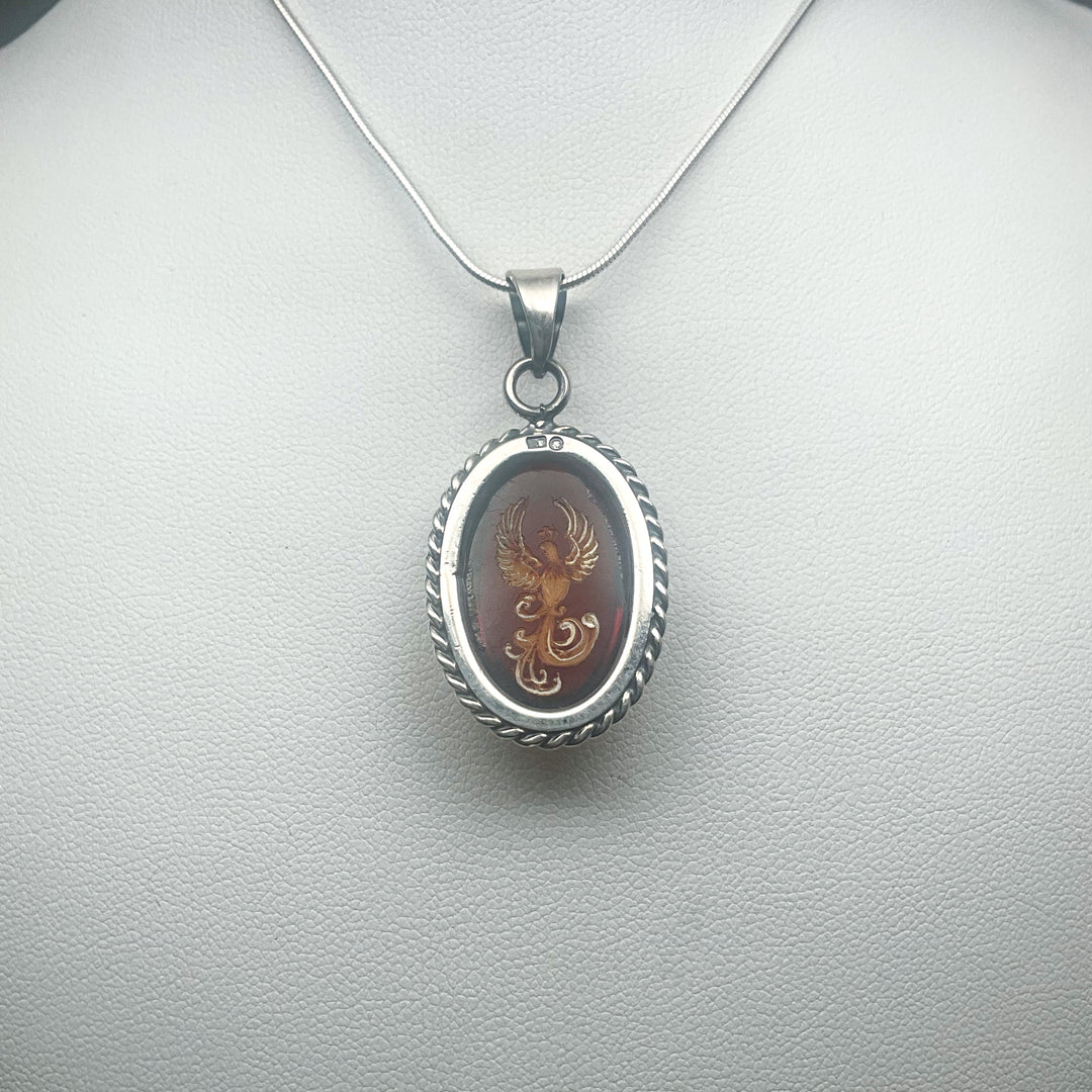 Amber Cameo Pendant - Rocks and Gems Canada