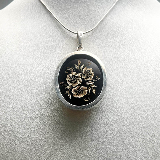Amber Cameo Pendant - Rocks and Gems Canada