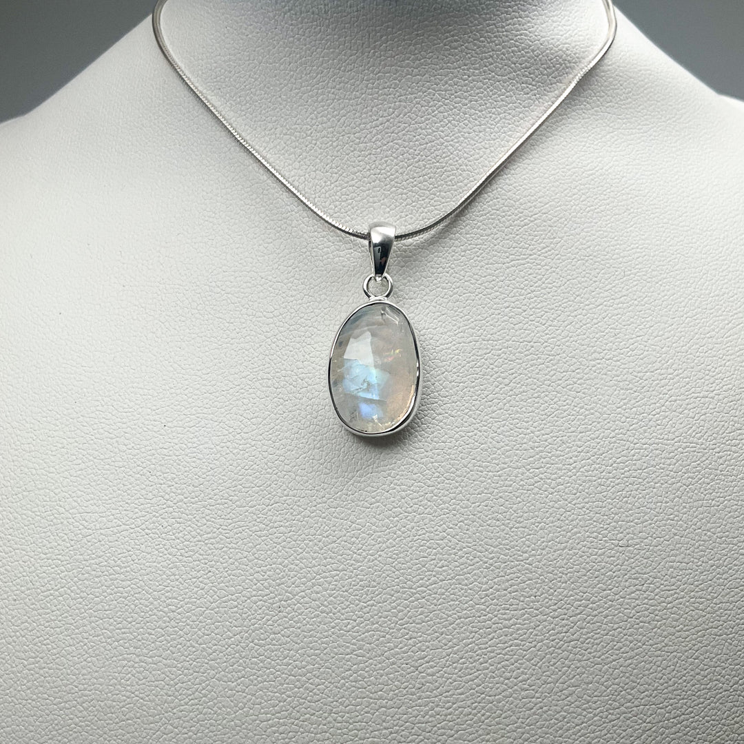 Rainbow Moonstone Pendant