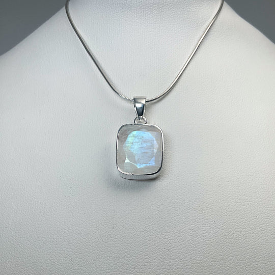 Rainbow Moonstone Pendant