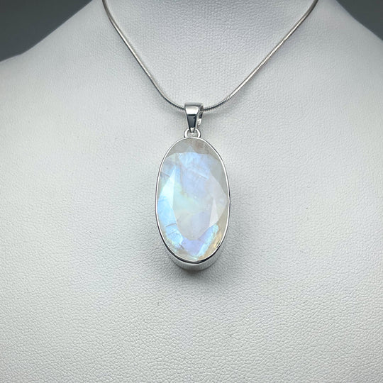Rainbow Moonstone Pendant