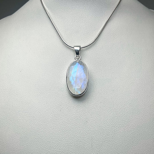 Rainbow Moonstone Pendant