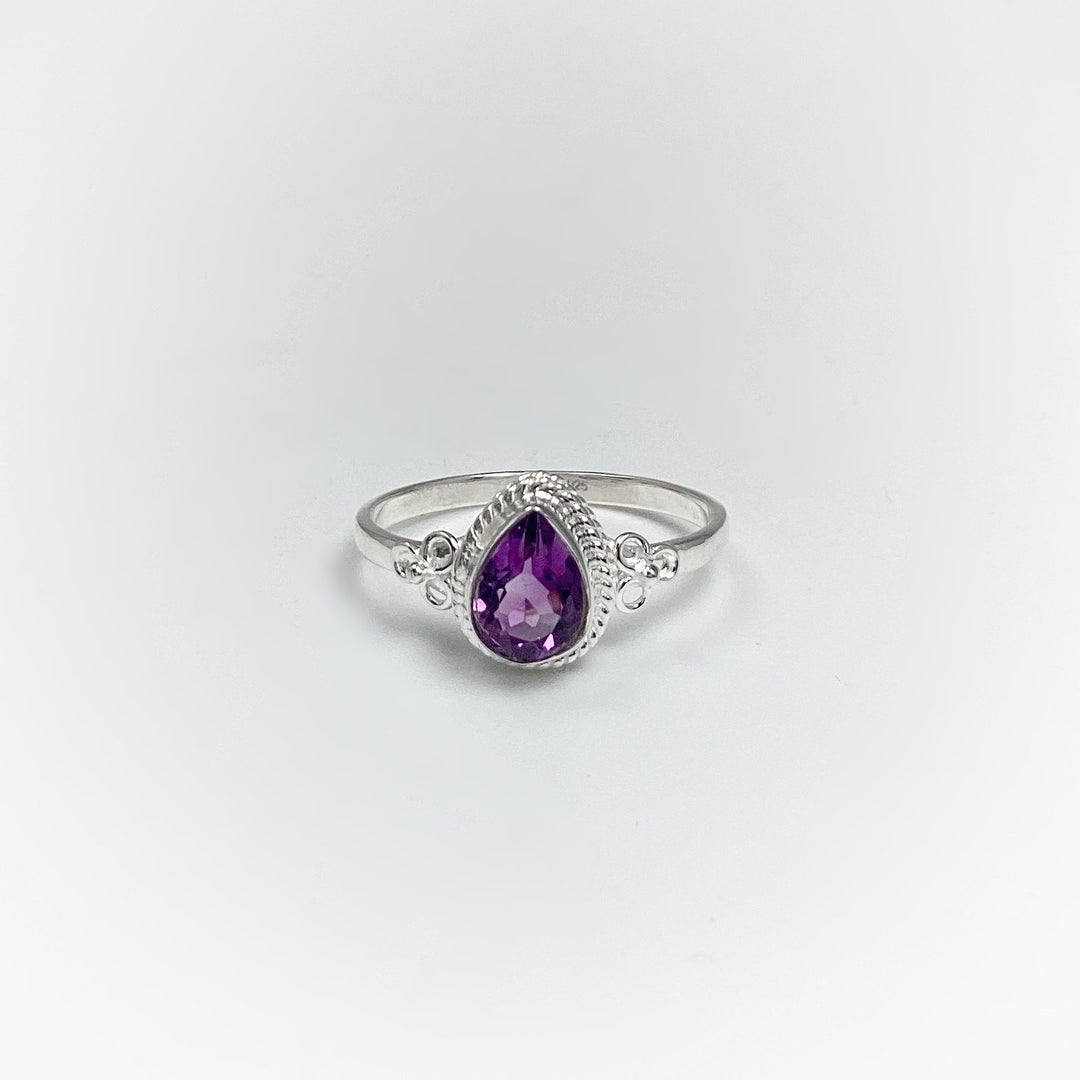 Amethyst Ring - Rocks and Gems Canada