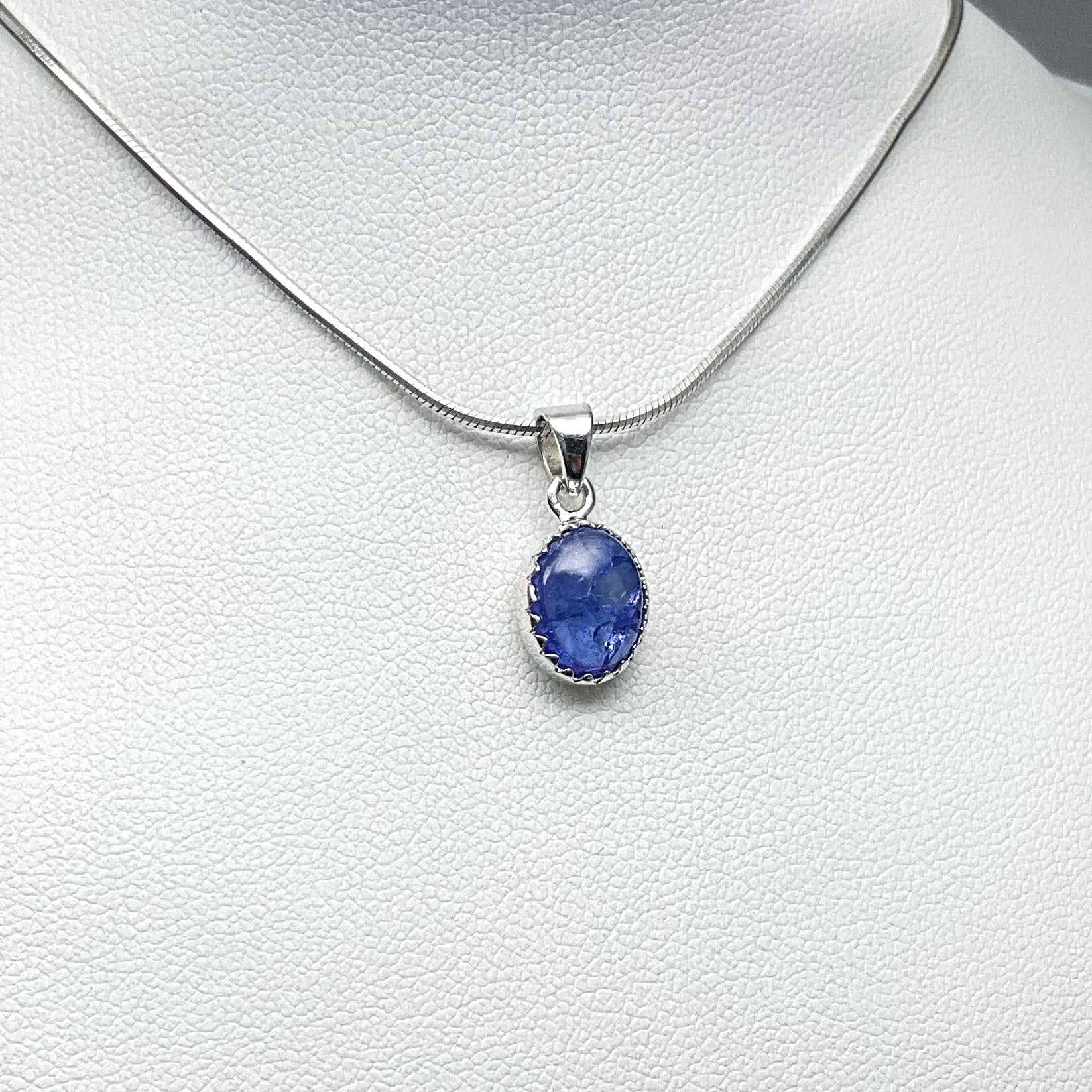 Tanzanite Pendant (Copy) - Rocks and Gems Canada