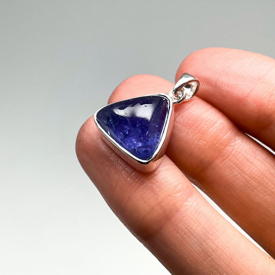 Tanzanite Pendant (Copy) - Rocks and Gems Canada
