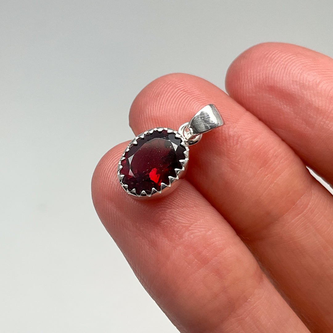 Garnet Pendant (Copy) - Rocks and Gems Canada