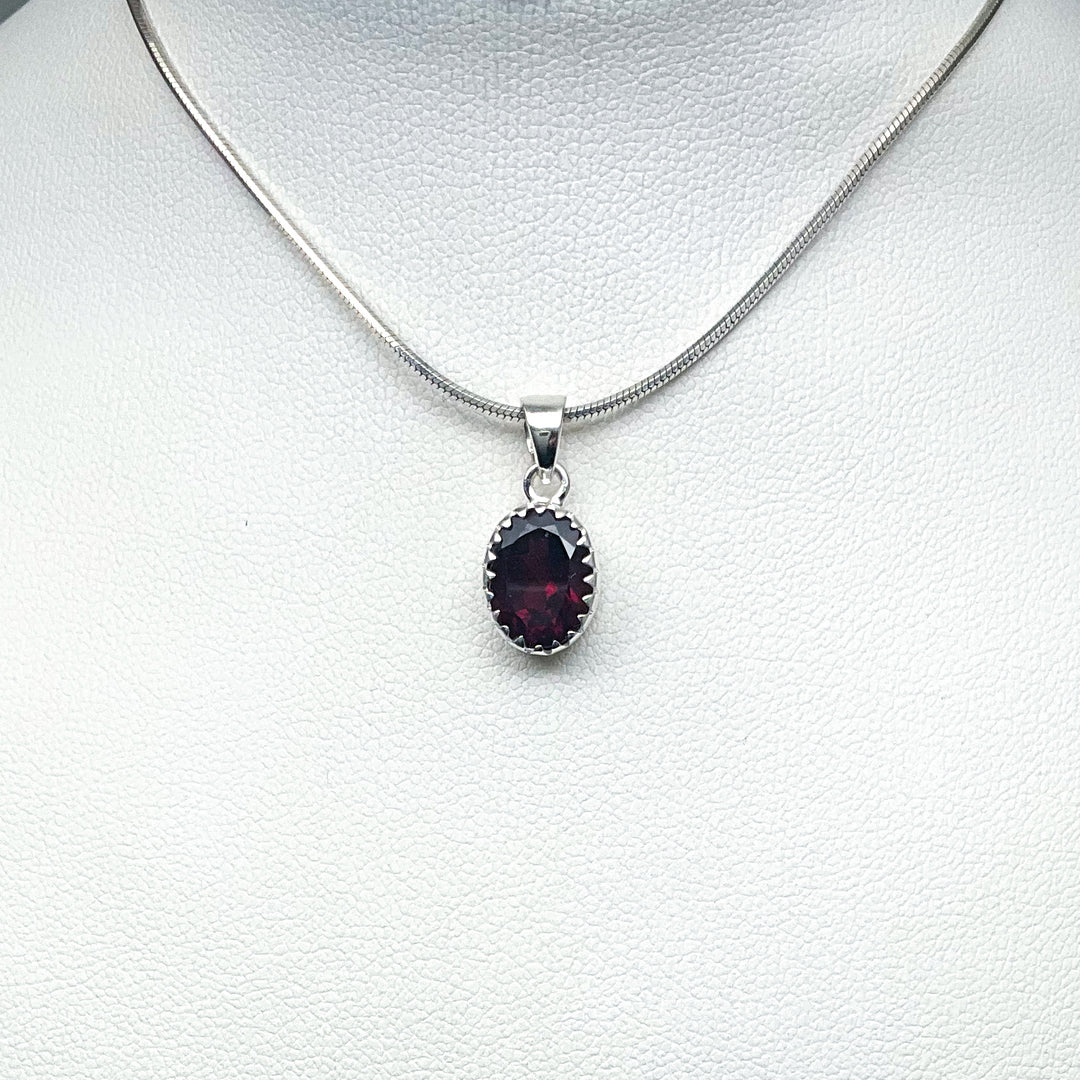Garnet Pendant (Copy) - Rocks and Gems Canada