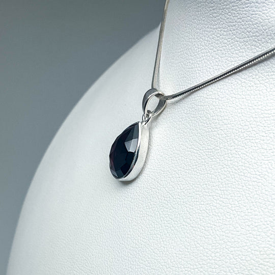 Garnet Pendant (Copy) - Rocks and Gems Canada