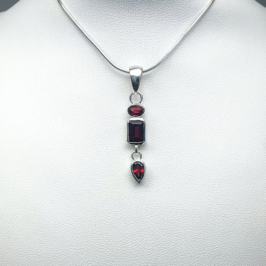 Garnet Pendant (Copy) - Rocks and Gems Canada