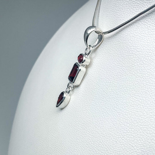 Garnet Pendant (Copy) - Rocks and Gems Canada