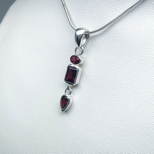 Garnet Pendant (Copy) - Rocks and Gems Canada