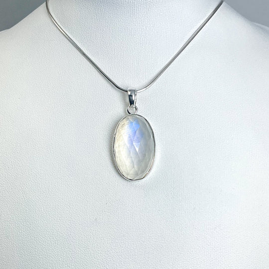 Rainbow Moonstone Pendant