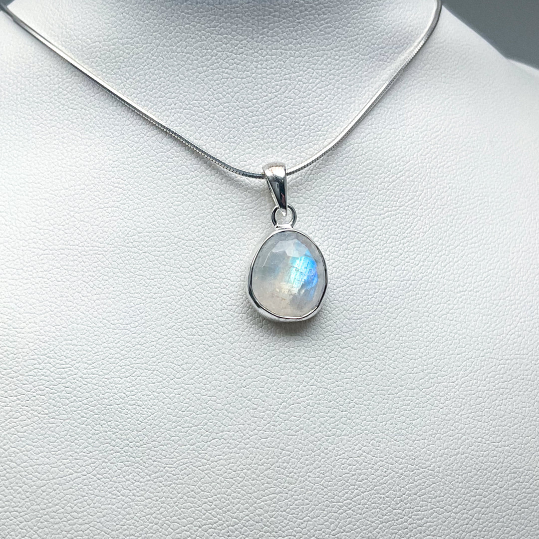 Rainbow Moonstone Pendant