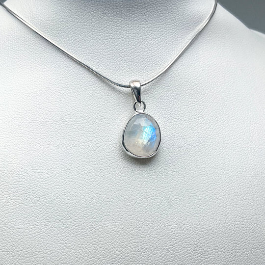 Rainbow Moonstone Pendant