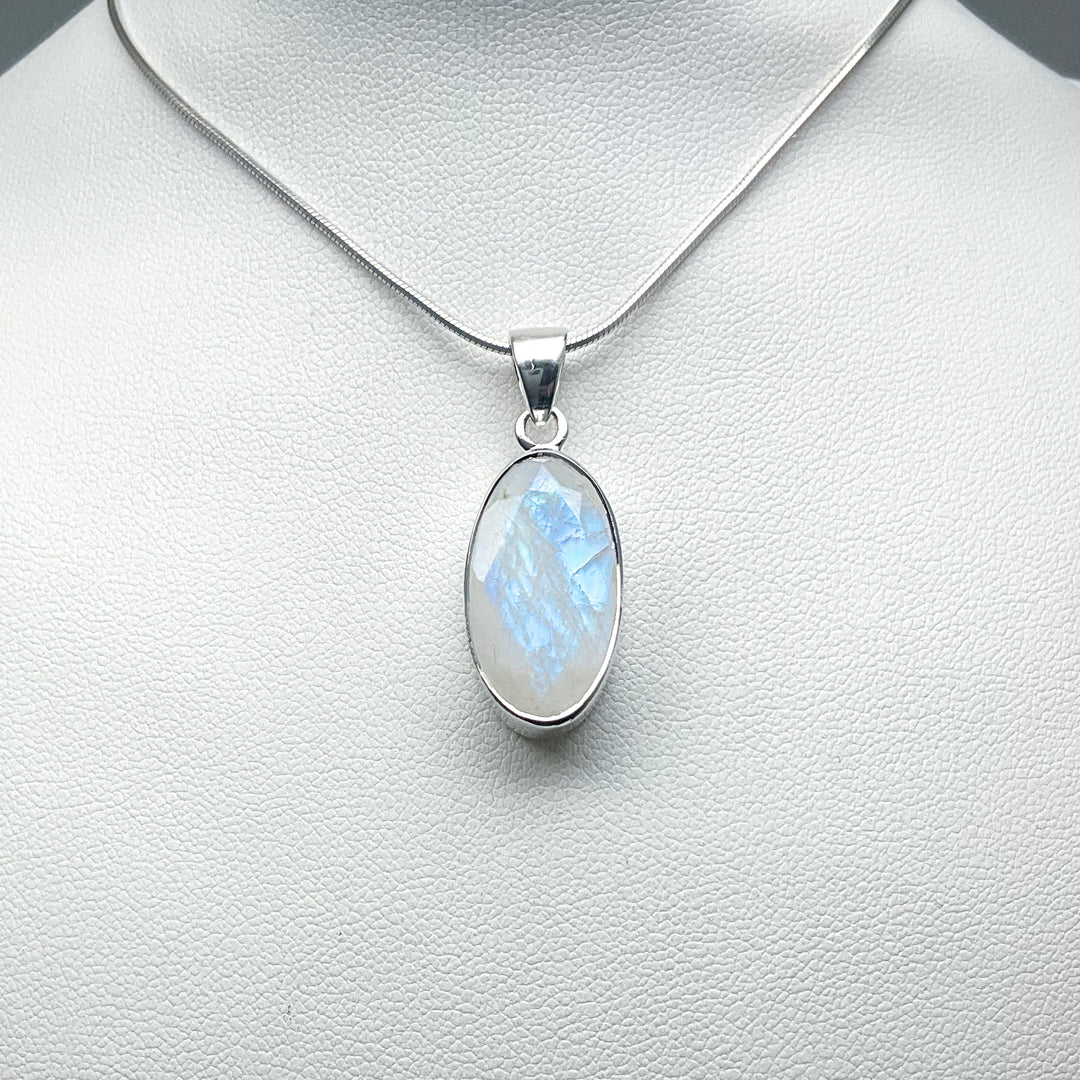 Rainbow Moonstone Pendant
