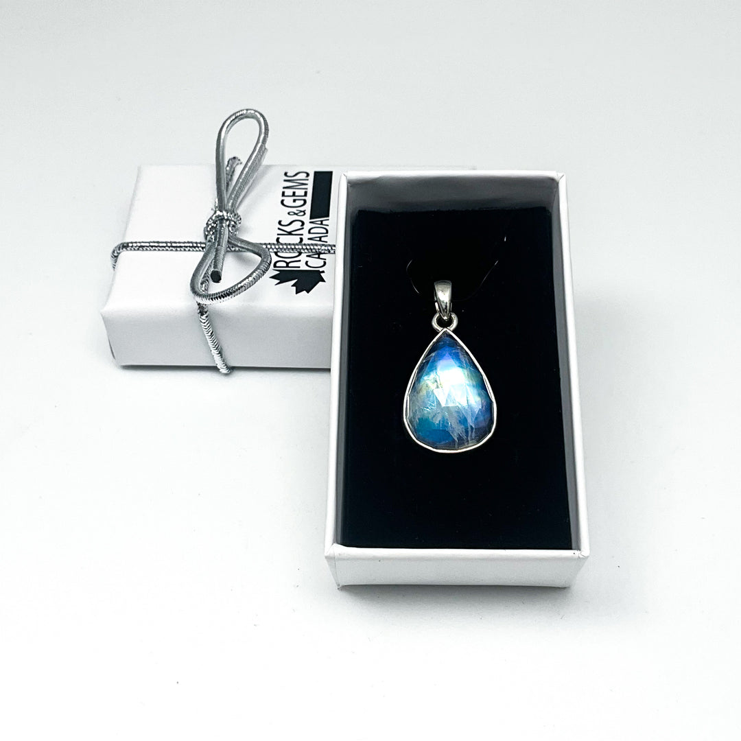 Rainbow Moonstone Pendant