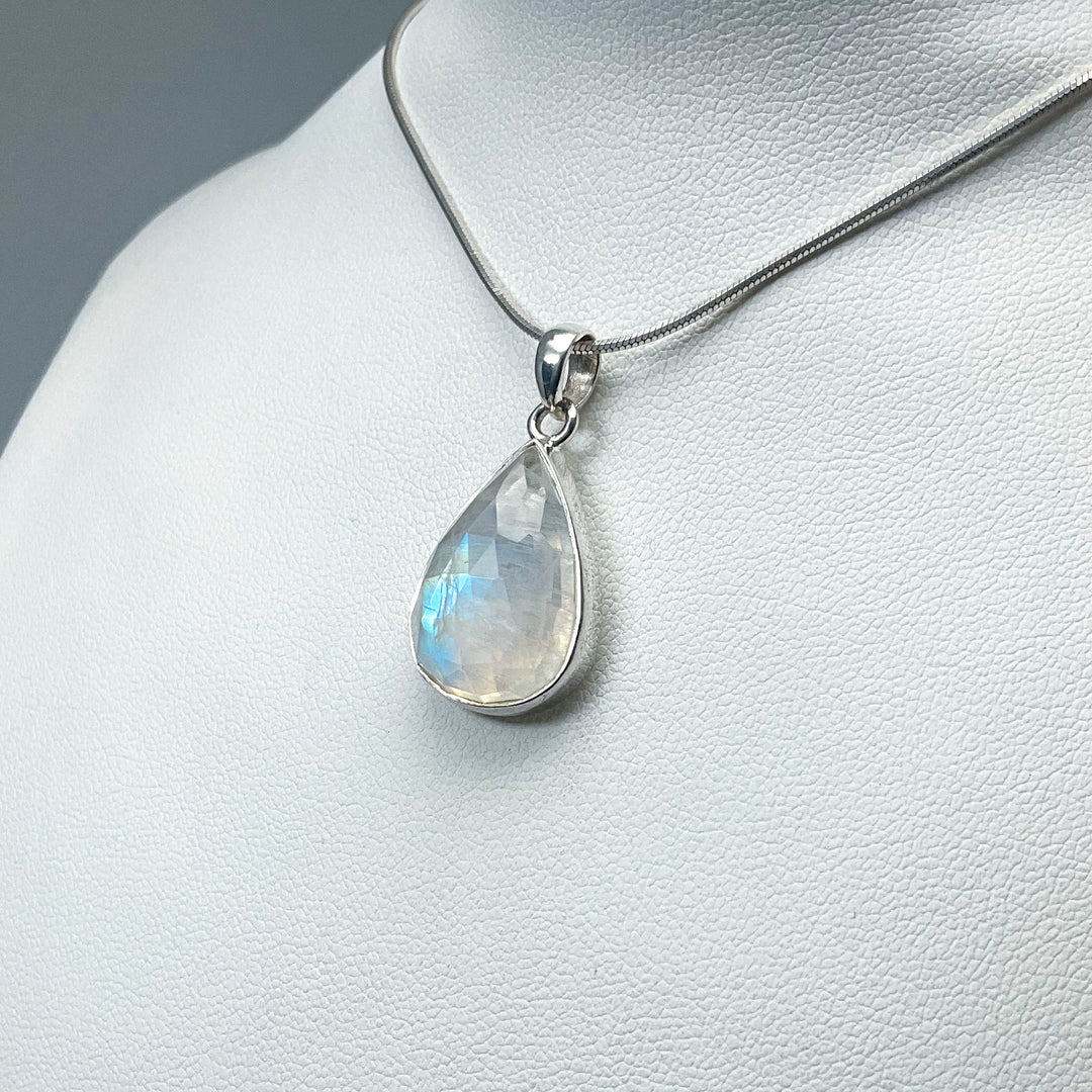 Rainbow Moonstone Pendant