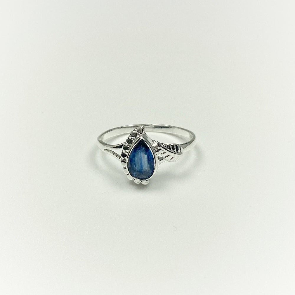 Kyanite Ring - Rocks and Gems Canada
