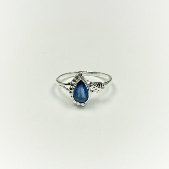 Kyanite Ring - Rocks and Gems Canada