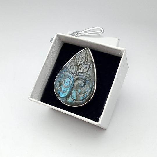 Labradorite Carved Ring-Rocks and Gems Canada