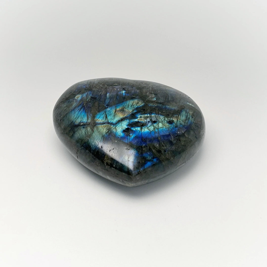 Labradorite Heart - Rocks and Gems Canada