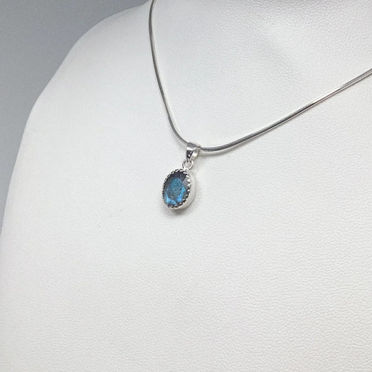 Labradorite Pendant - Rocks and Gems Canada