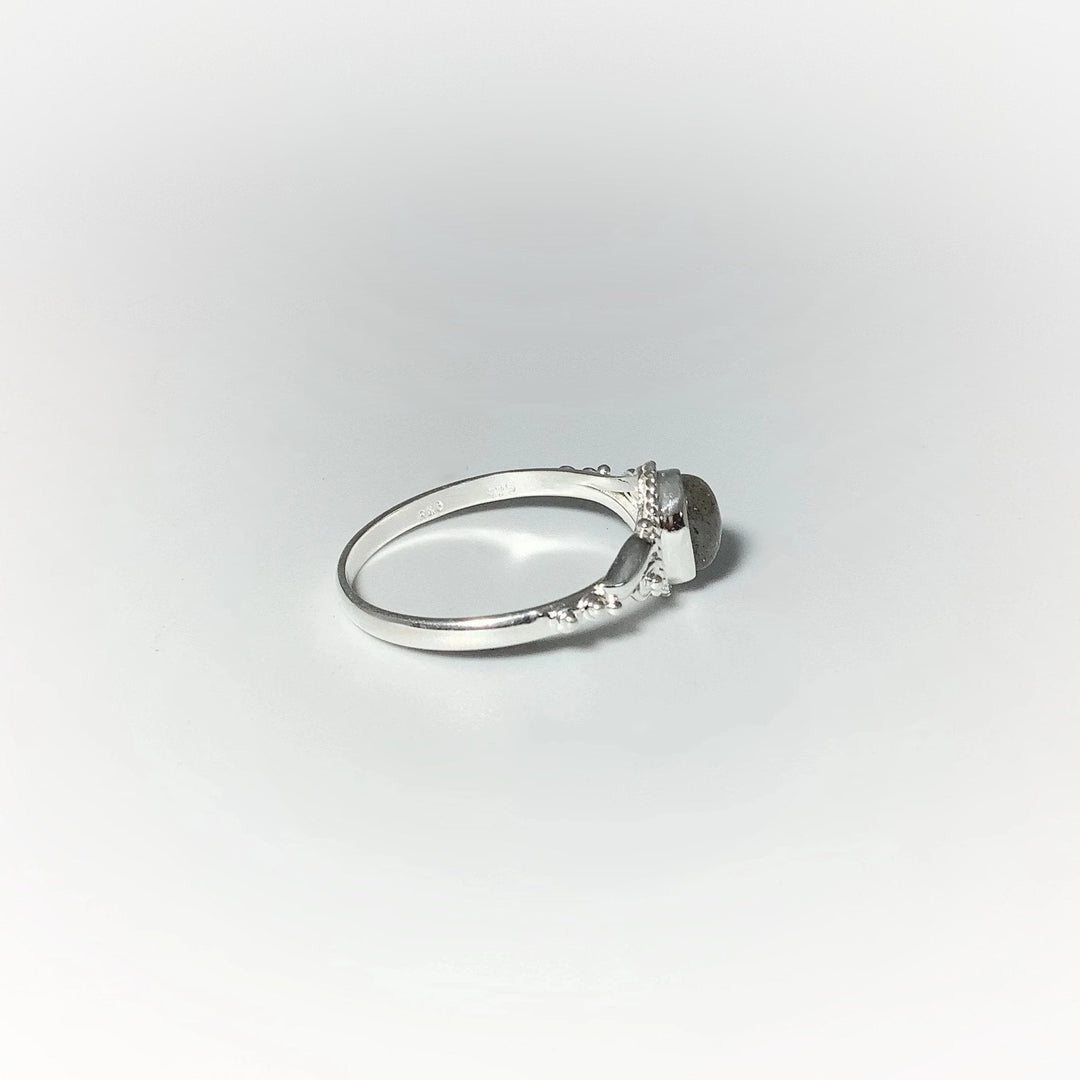 Labradorite Ring - Rocks and Gems Canada