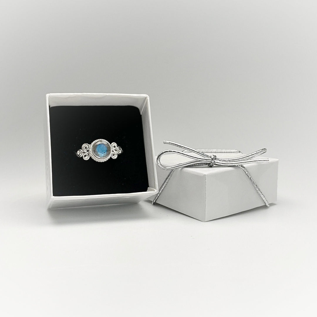 Labradorite Ring - Rocks and Gems Canada