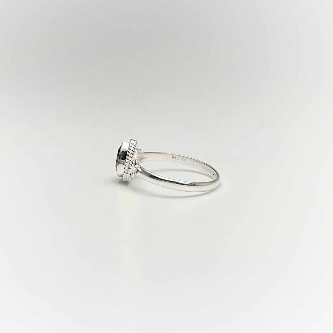 Labradorite Ring - Rocks and Gems Canada