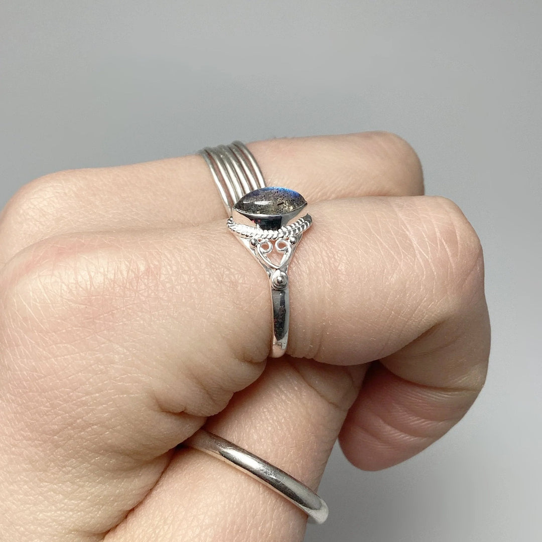 Labradorite Ring - Rocks and Gems Canada