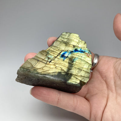 Labradorite – Rocks and Gems Canada