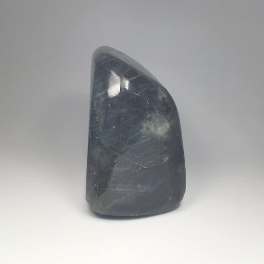 Labradorite Stand Up - Rocks and Gems Canada