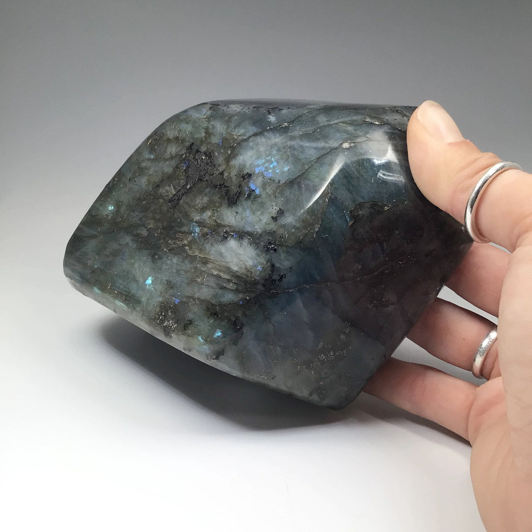 Labradorite Stand Up - Rocks and Gems Canada