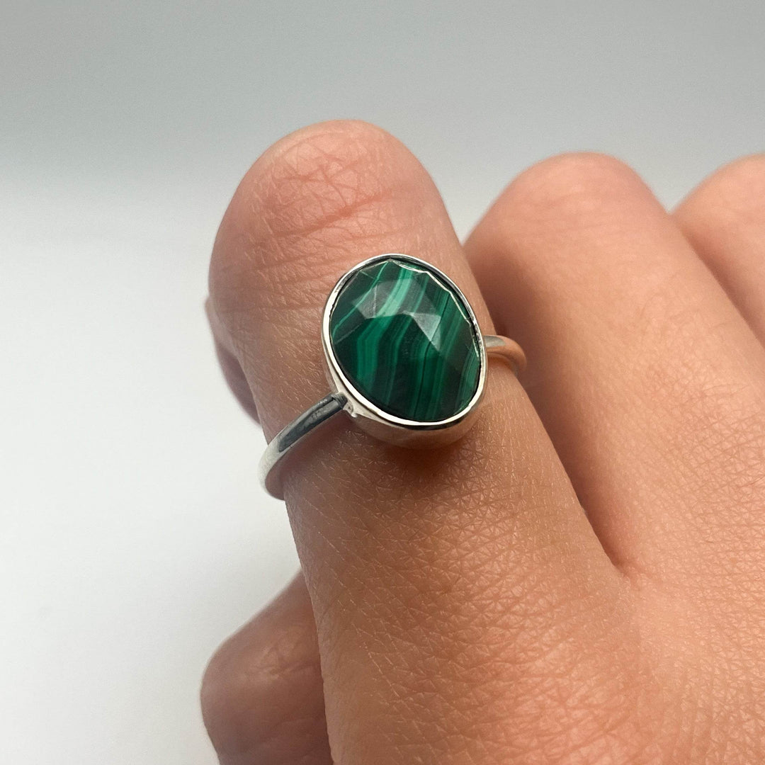 Malachite Ring-Rocks and Gems Canada