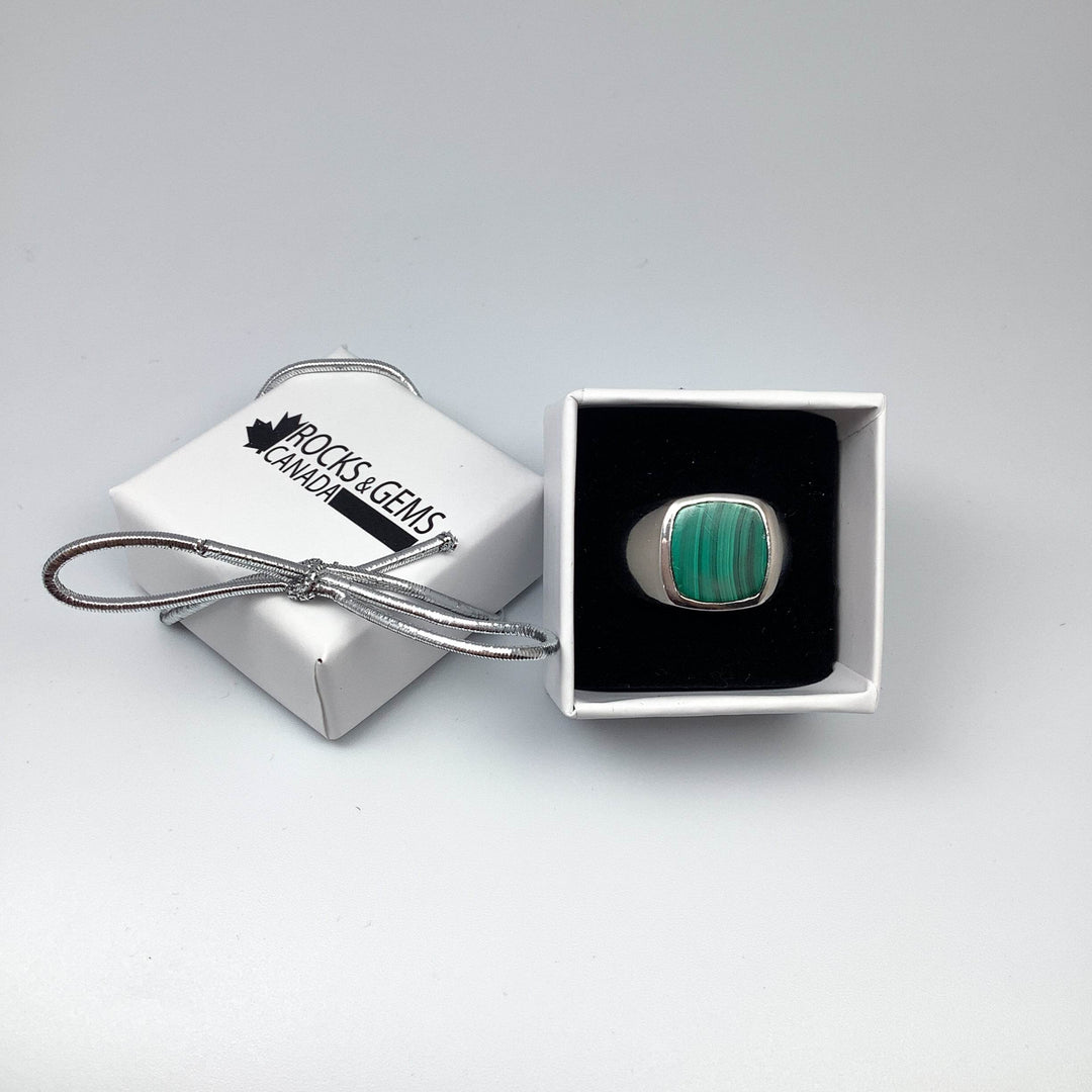 Malachite Ring-Rocks and Gems Canada