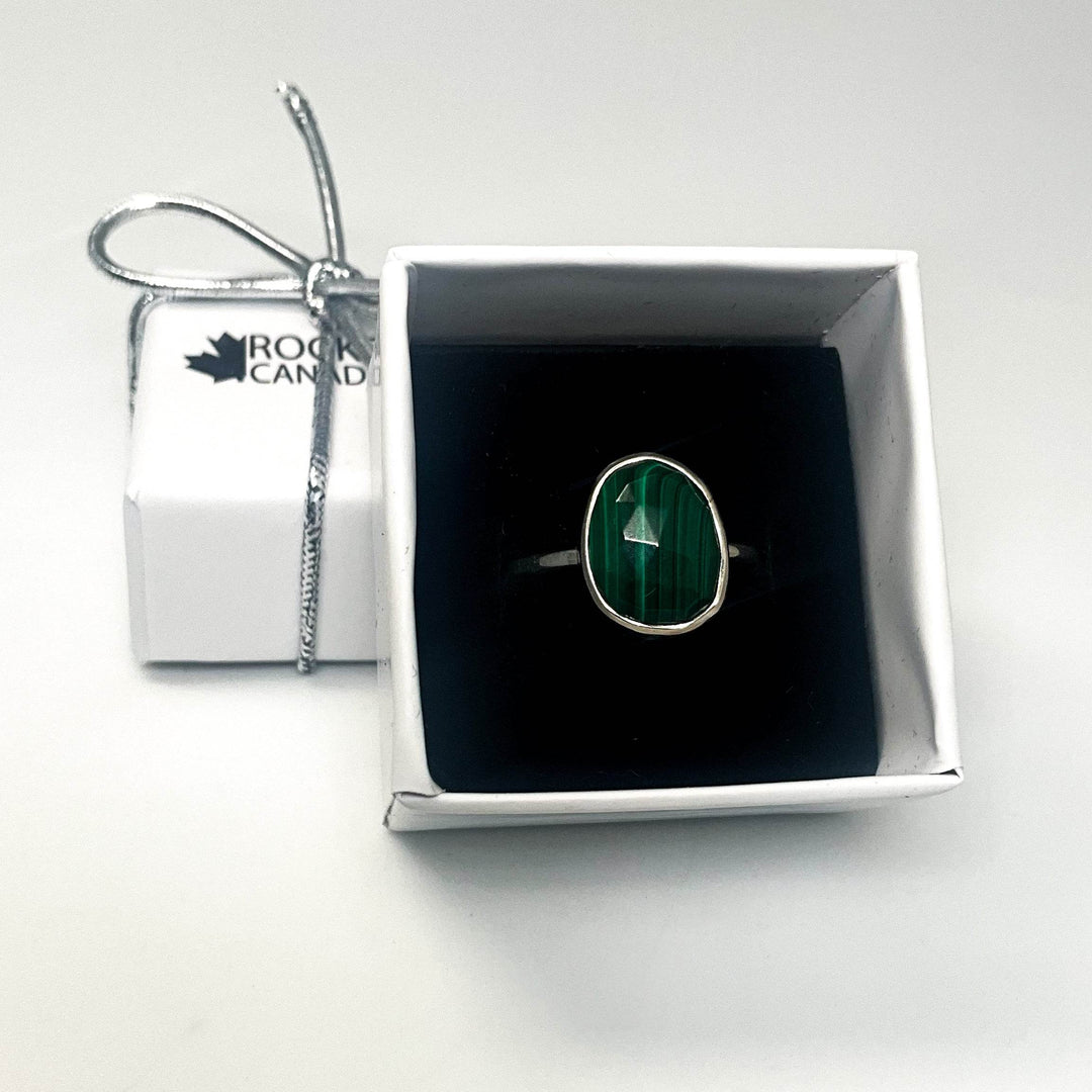 Malachite Ring-Rocks and Gems Canada