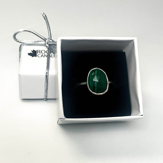 Malachite Ring-Rocks and Gems Canada