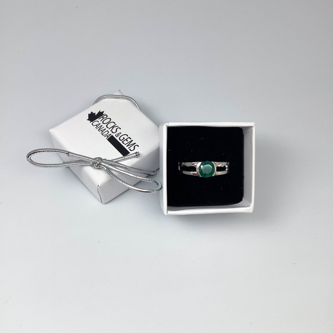 Malachite Ring-Rocks and Gems Canada