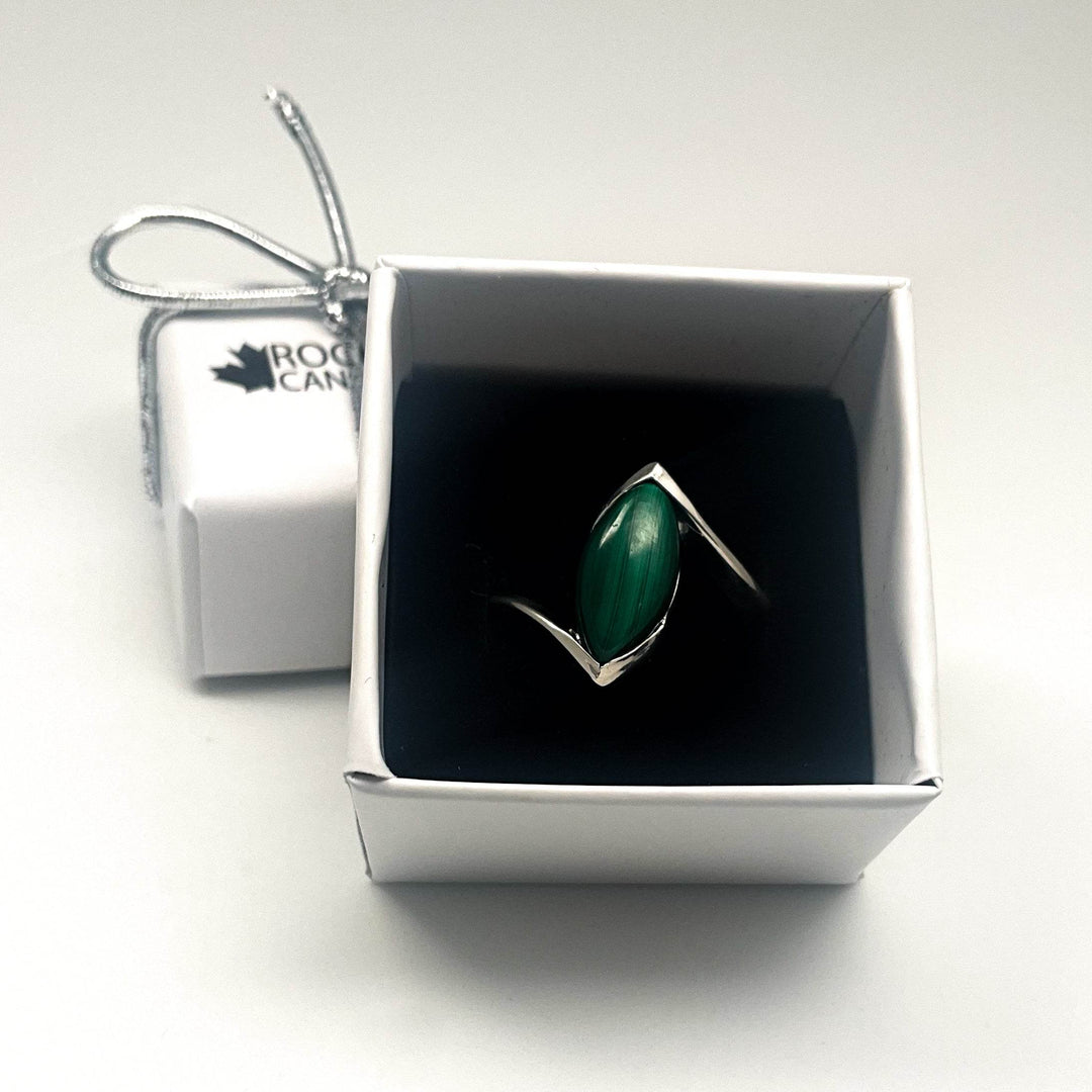 Malachite Ring-Rocks and Gems Canada