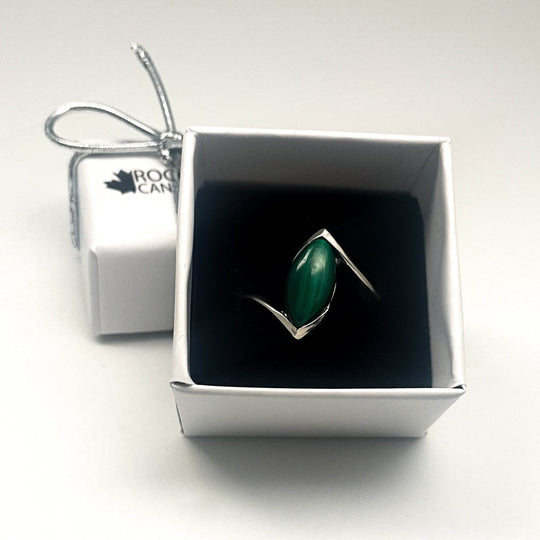Malachite Ring-Rocks and Gems Canada