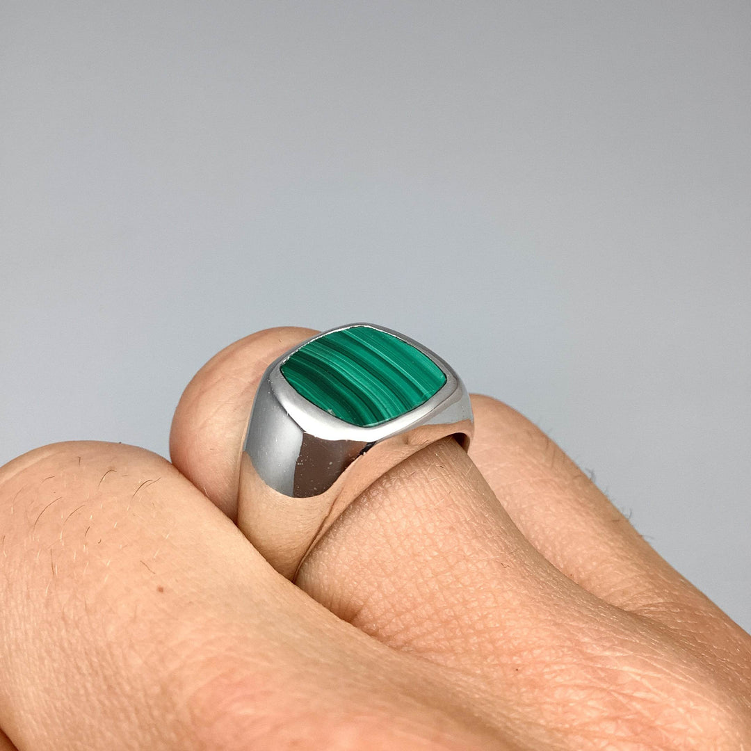 Malachite Ring-Rocks and Gems Canada