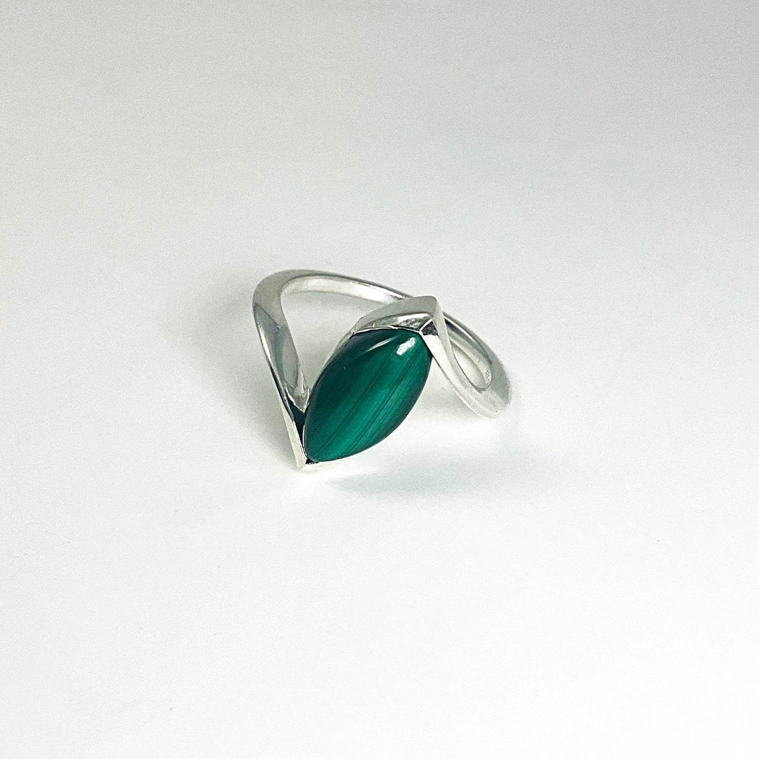 Malachite Ring-Rocks and Gems Canada