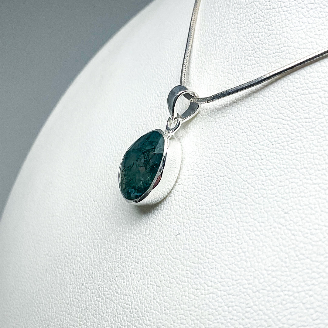 Moss Agate Pendant-Rocks and Gems Canada