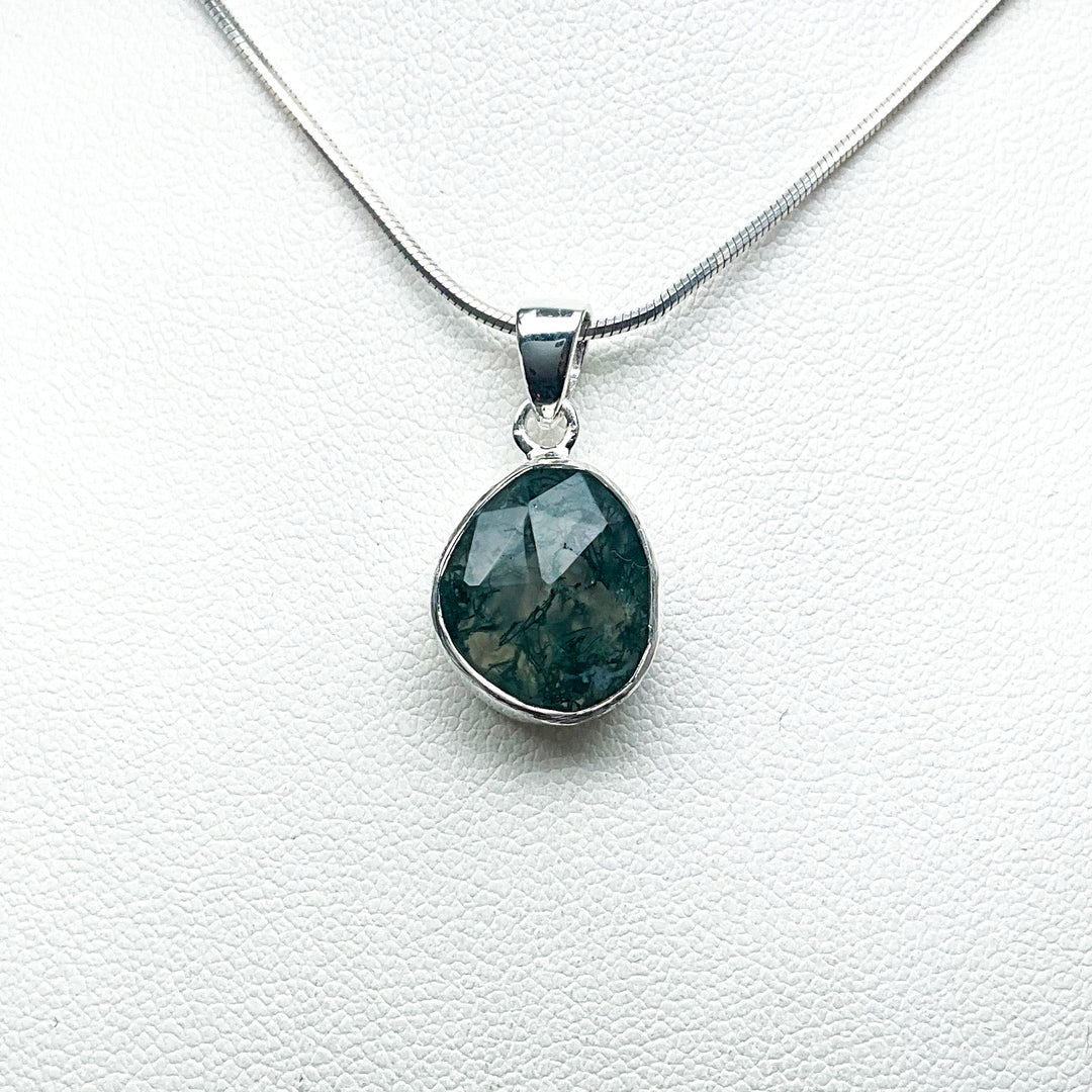Moss Agate Pendant-Rocks and Gems Canada