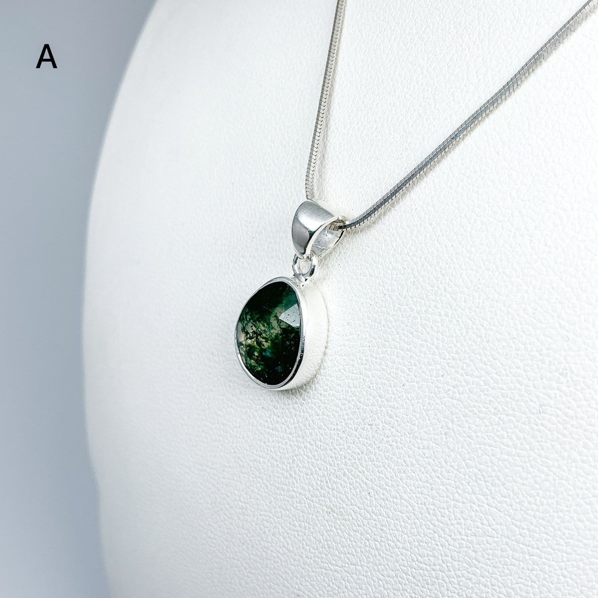 Moss Agate Pendant-Rocks and Gems Canada