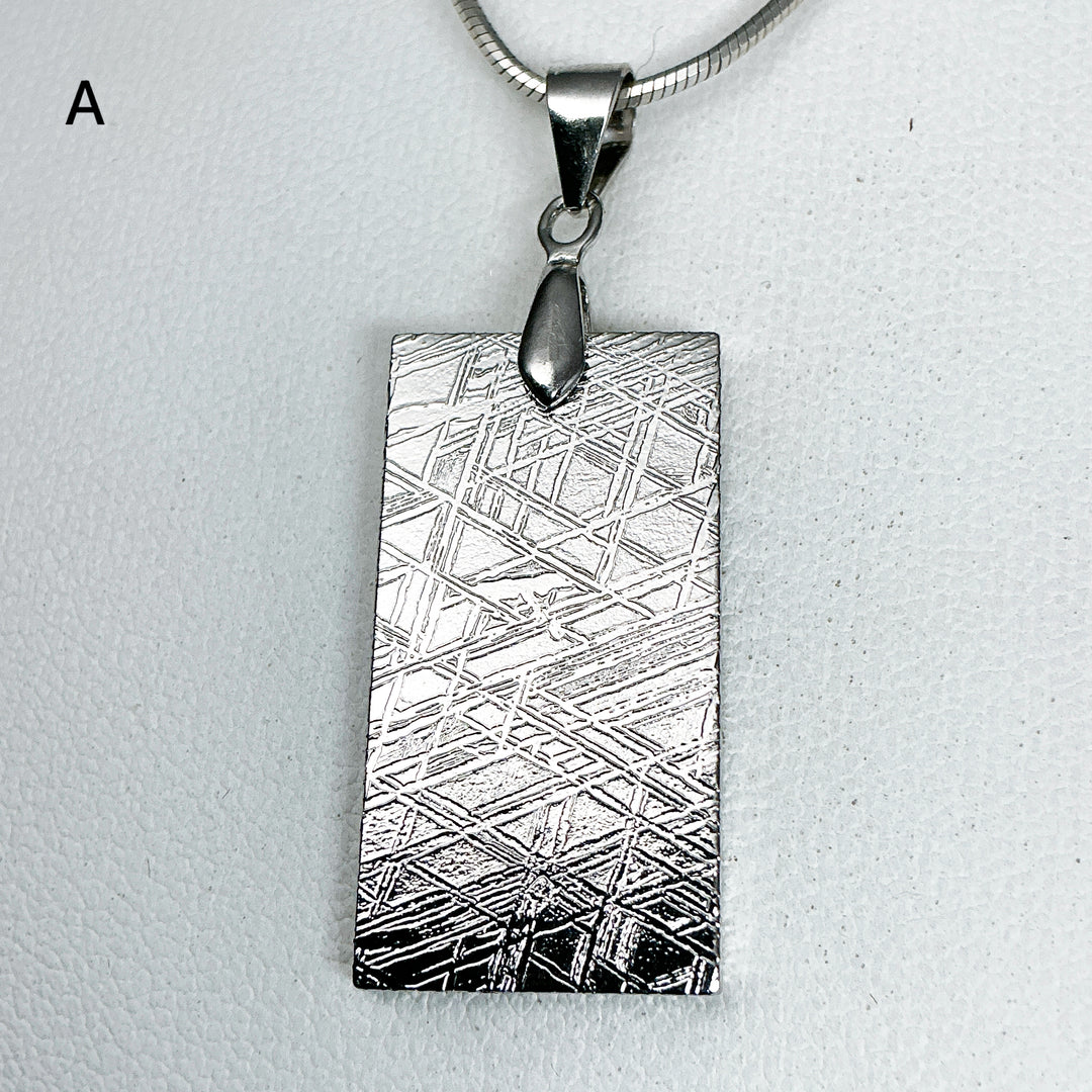 Muonionalusta Meteorite Pendant-Rocks and Gems Canada