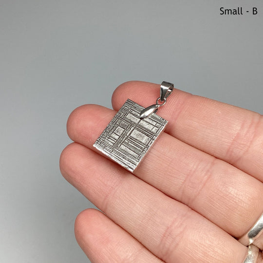 Muonionalusta Meteorite Bail Top Pendant - Rocks and Gems Canada