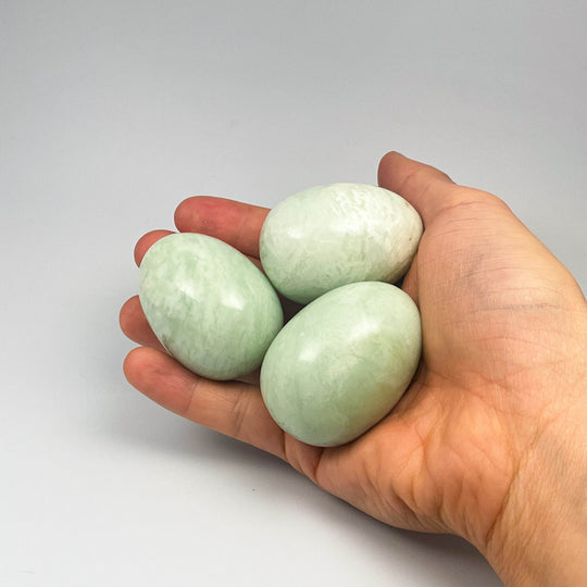 New Jade Egg-Rocks and Gems Canada