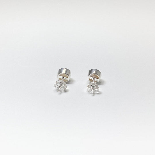 Pearl Stud Earrings-Rocks and Gems Canada
