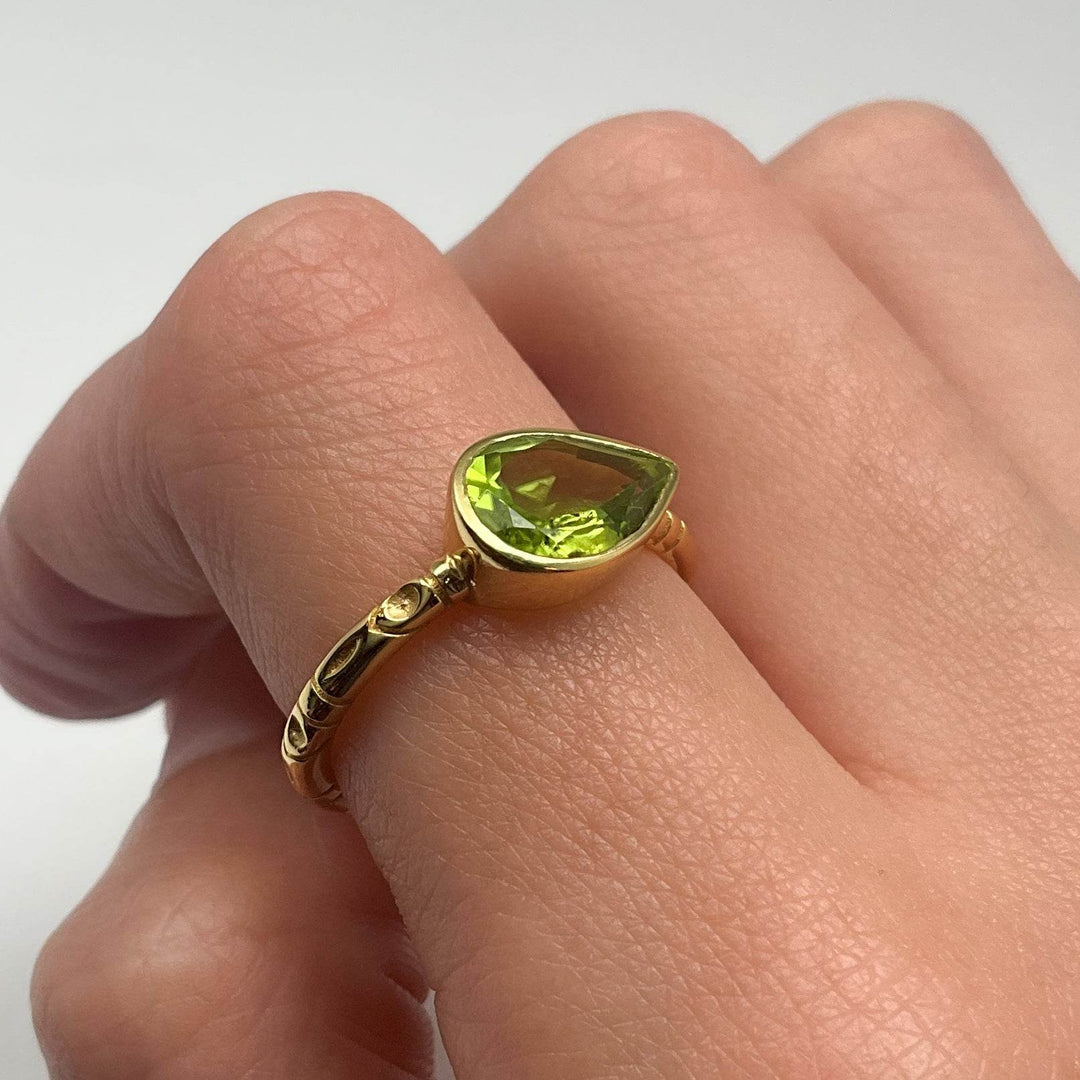 Peridot Ring-Rocks and Gems Canada